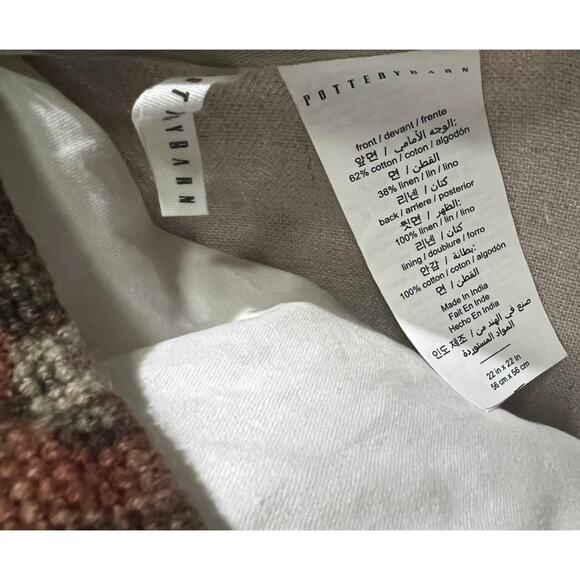 Pottery Barn Navin Printed Pillow Cover Linen Cotton 22x22 with Feather Insert - Picture 6 of 8